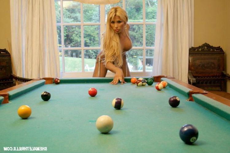 16P Sexy blonde shemale playing the new game penis pool