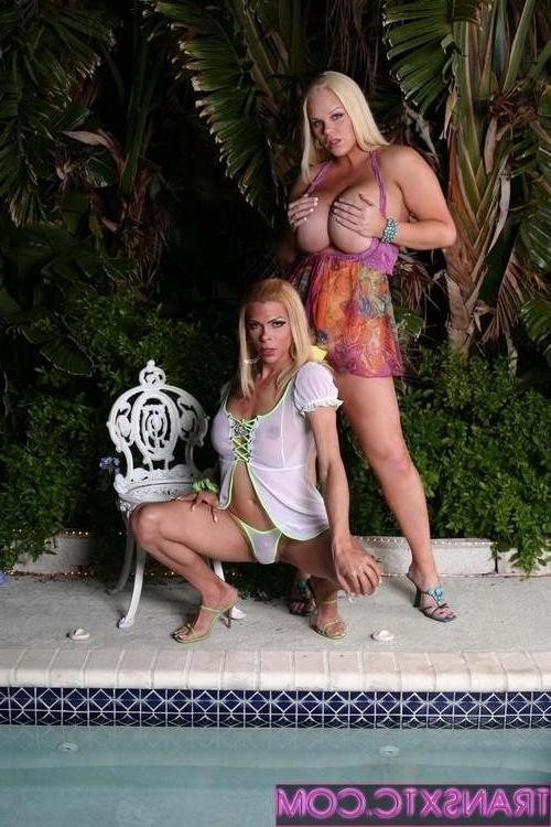 16P Holly Sweet playing with another shemale in bikini