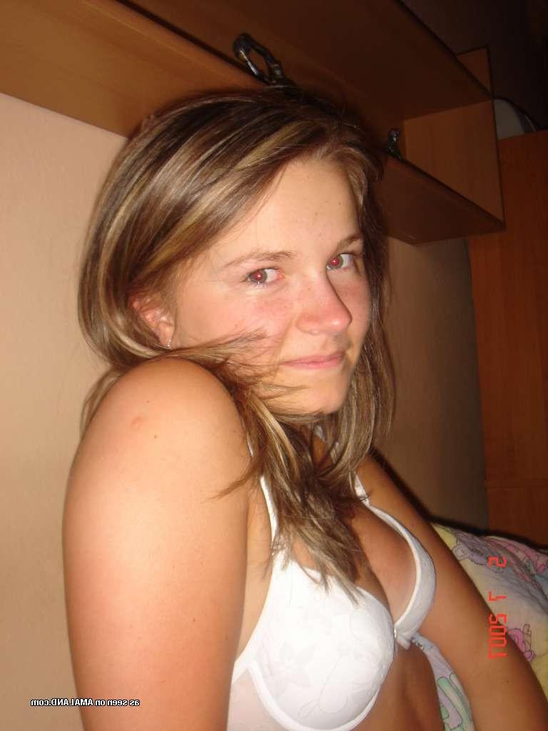 15P Cock loving amateur eighteen year old girlfriends