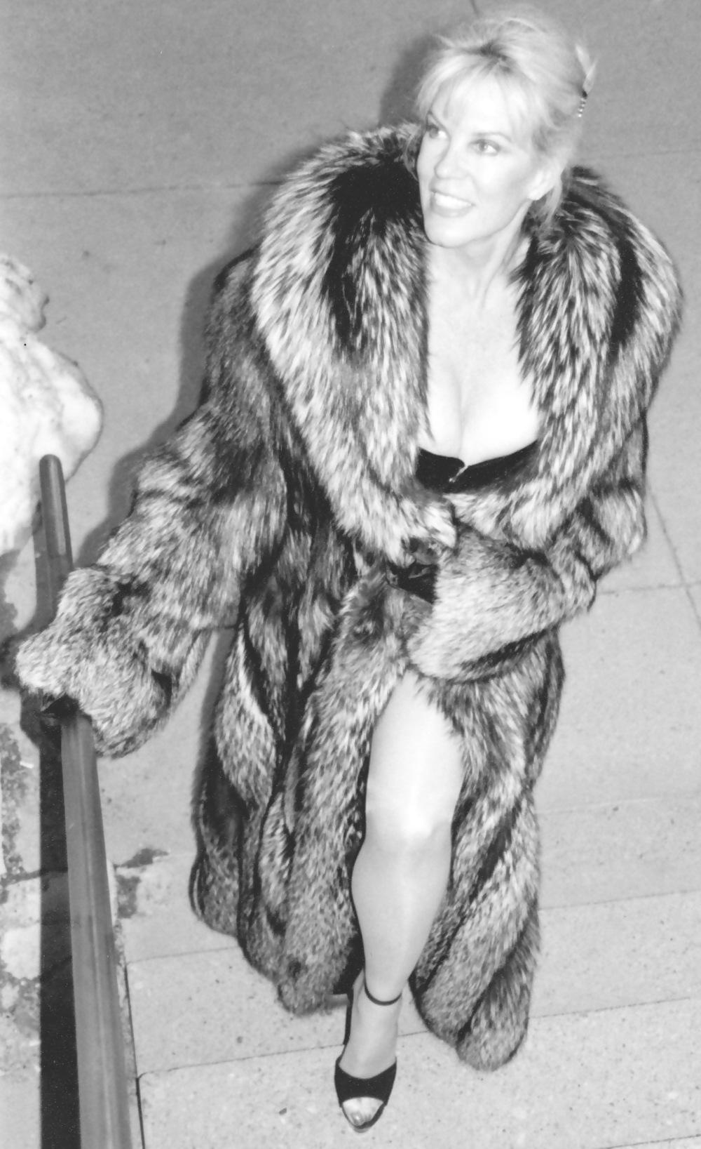 25P Fur Goddess