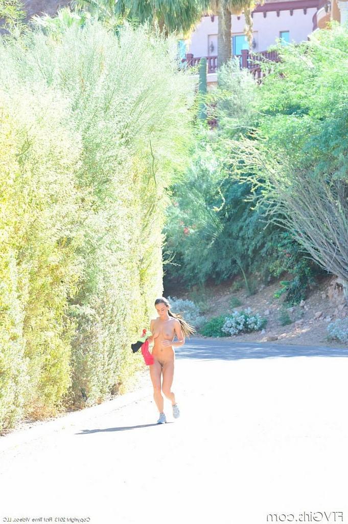 15P Super athletic girl jogging topless and then naked
