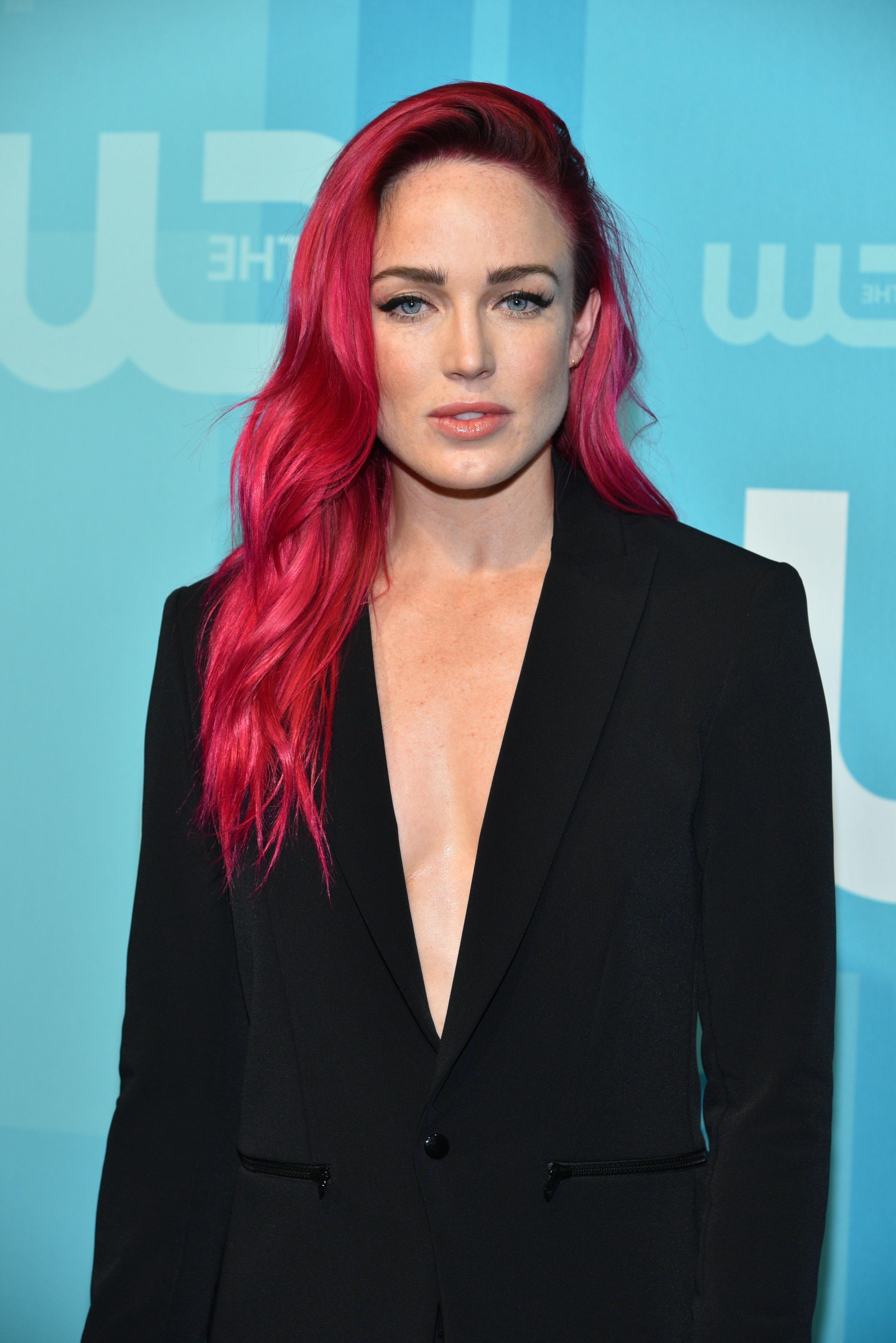 12P Caity Lotz And Her Strong Sideboob Game