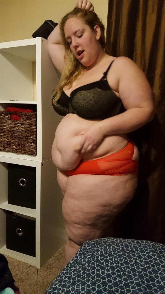 25P BBW Fat Bellies Make Me Hard