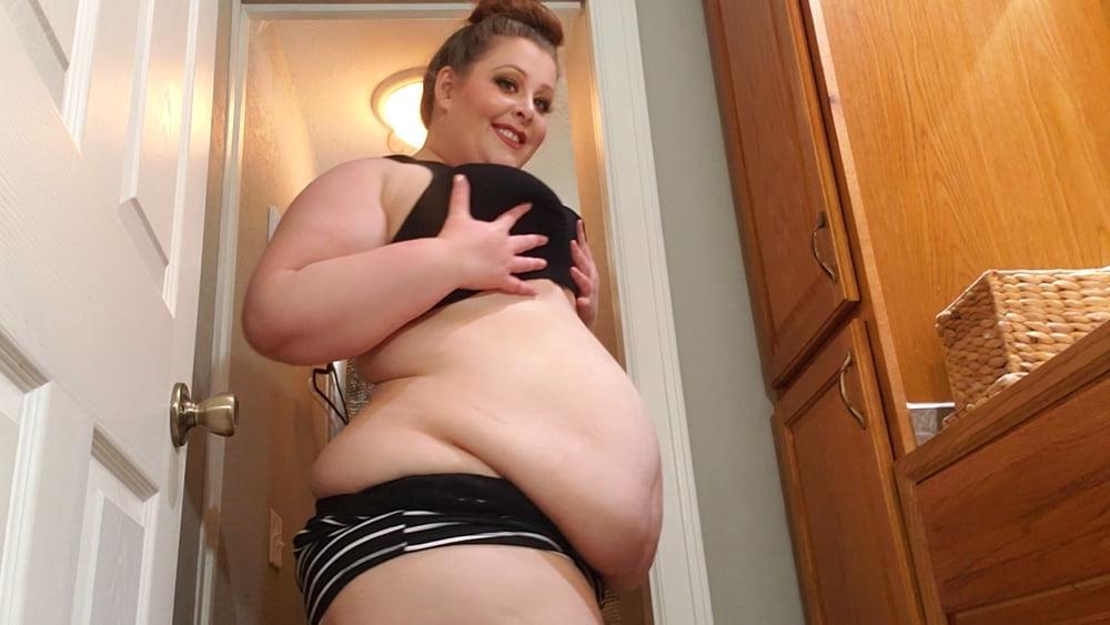 25P BBW Fat Bellies Make Me Hard