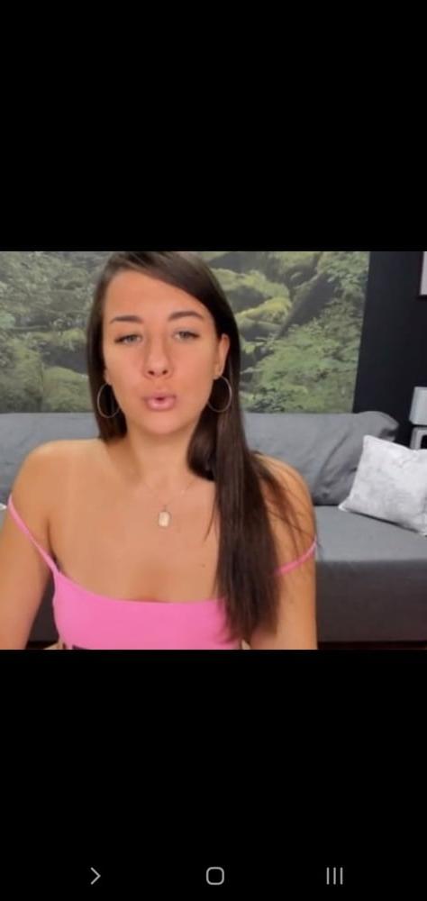 21P Hot cam girl 3