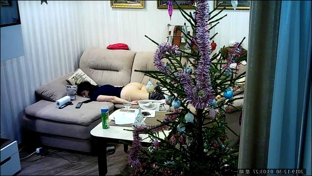 25P hidden cam amateur girl ip cam caught