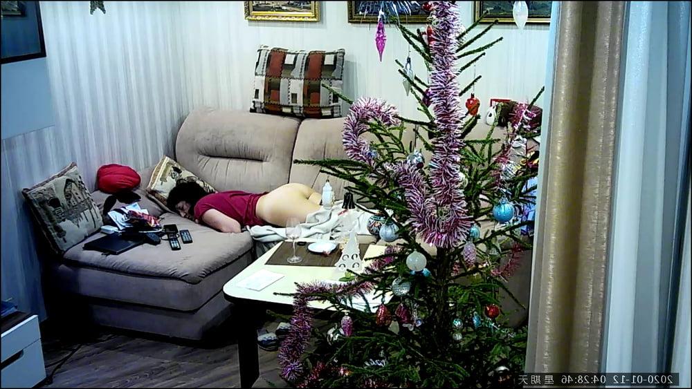 25P hidden cam amateur girl ip cam caught