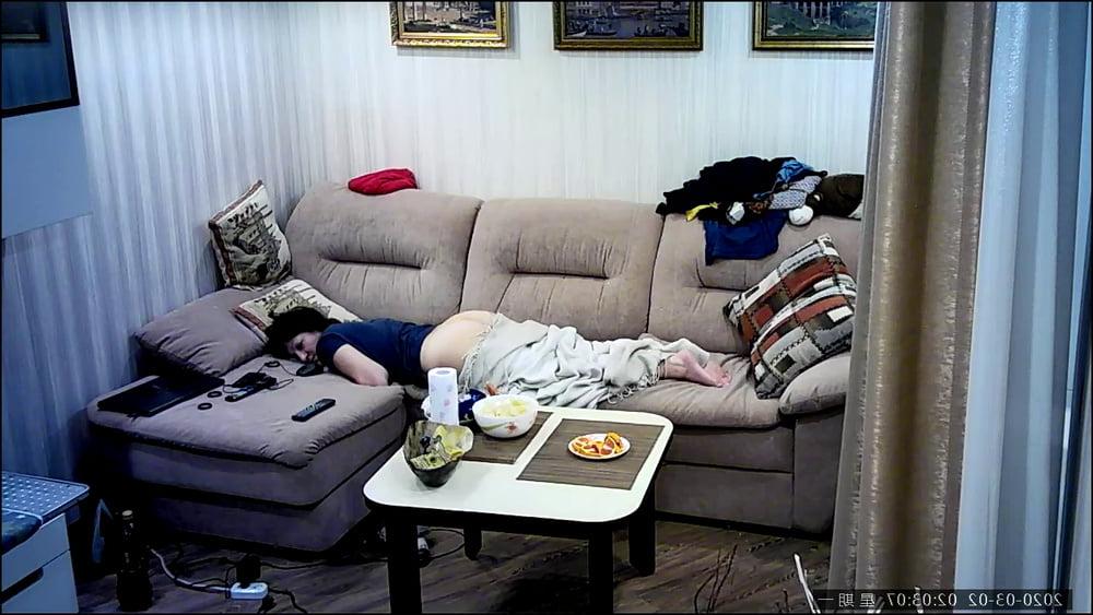 25P hidden cam amateur girl ip cam caught