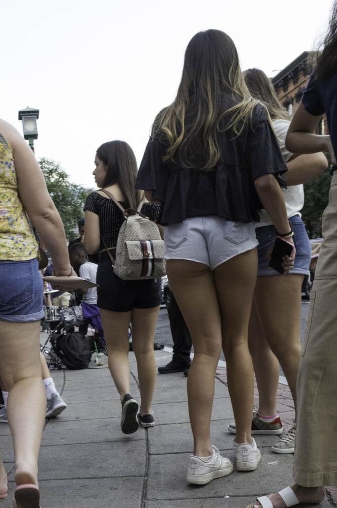 23P Streetlife (candid shorts &amp; upskirt)