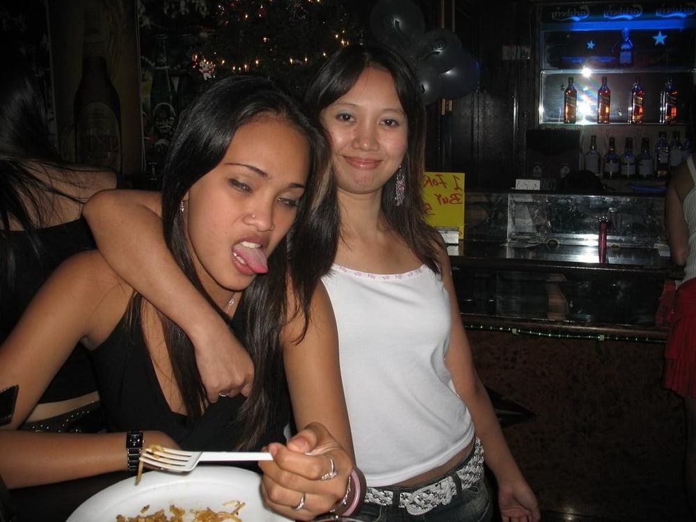 8P Pattaya Teen hooker