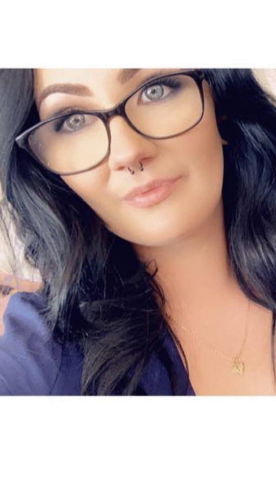 20P Australian Bitch's Tits EXPOSED!