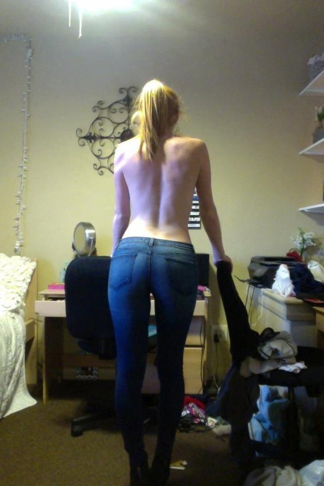 17P Tall Skinny Blonde Teen Naked Pics