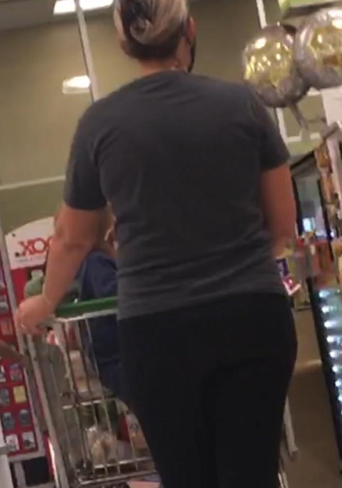 25P The PERFECT MILF Ass