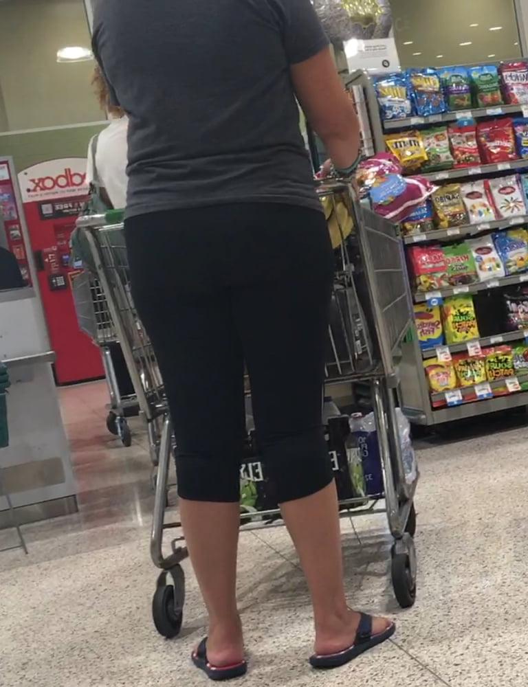 25P The PERFECT MILF Ass
