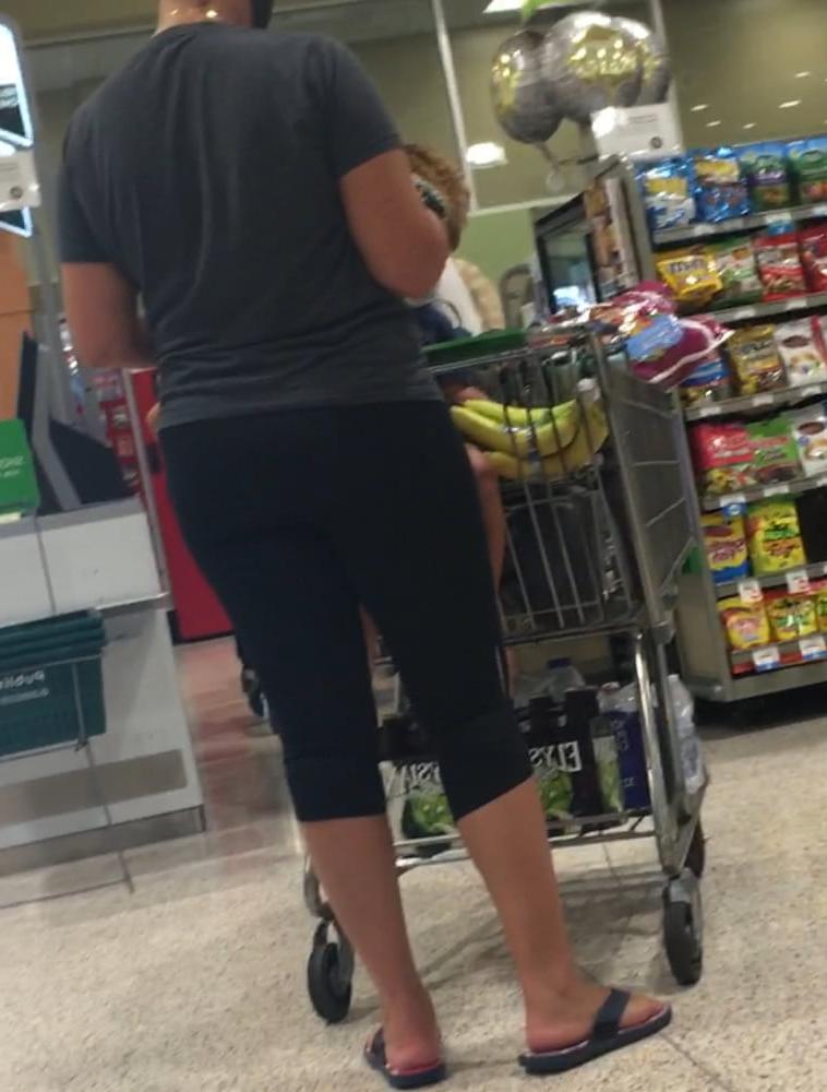 25P The PERFECT MILF Ass