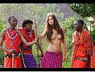 18P Naked woman in the jungle