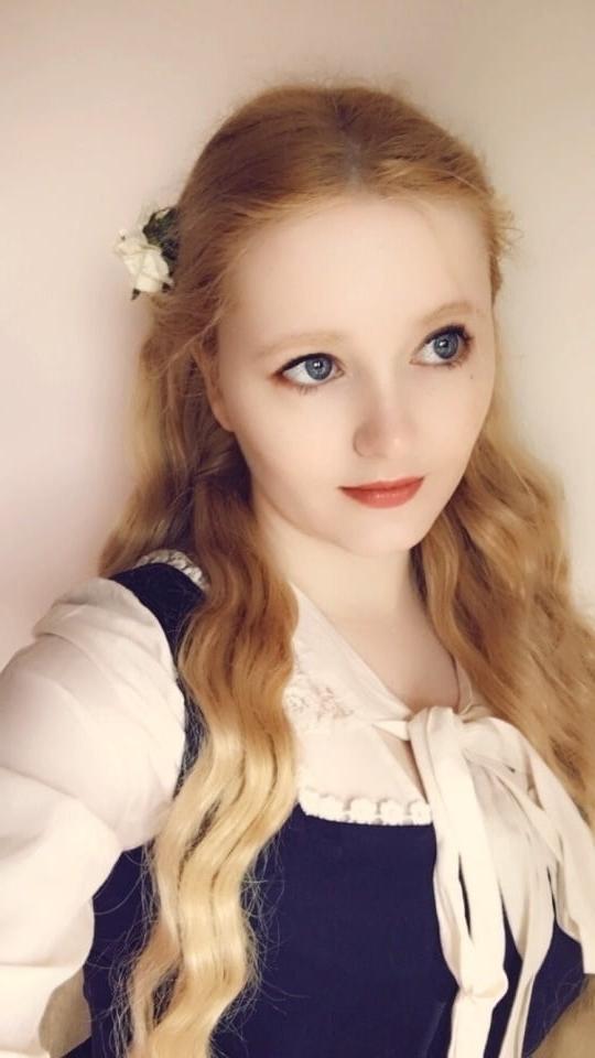 22P 1950s Housewife