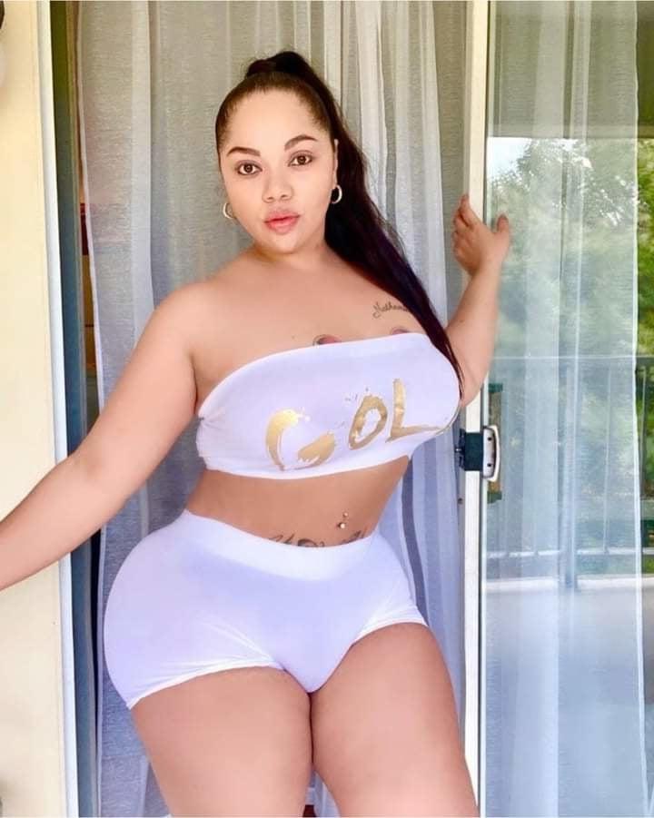25P camel toe