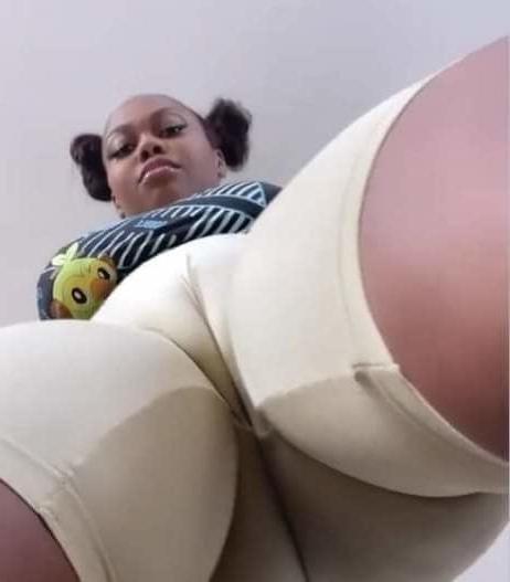 25P camel toe