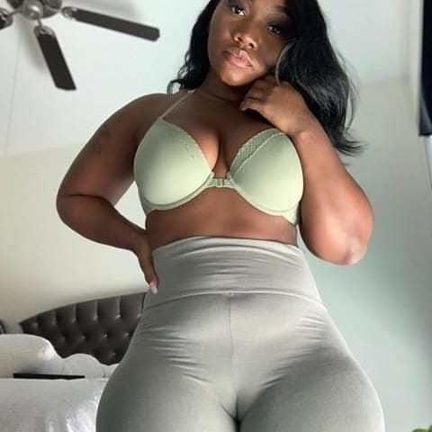 25P camel toe
