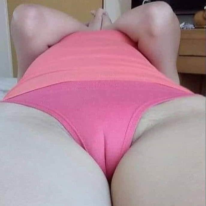 25P camel toe