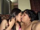 25P Beangali couple