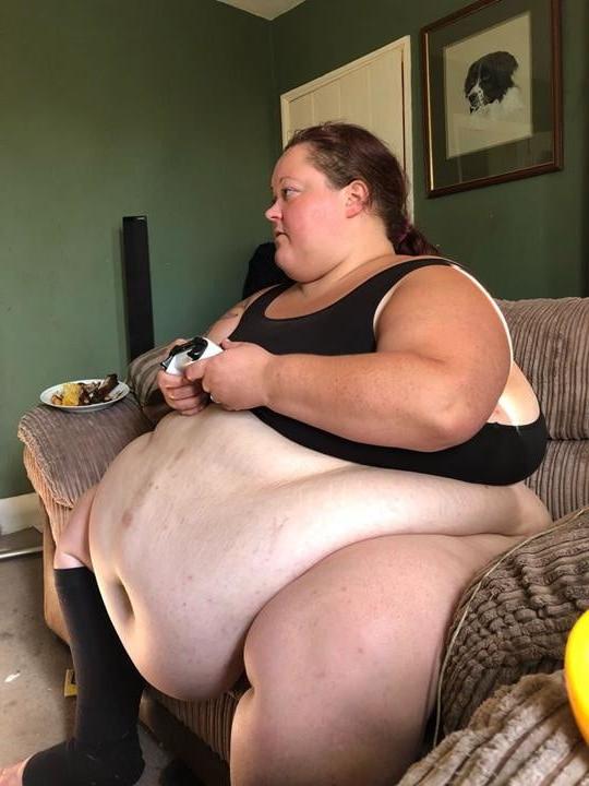 25P Belly To Knees 6