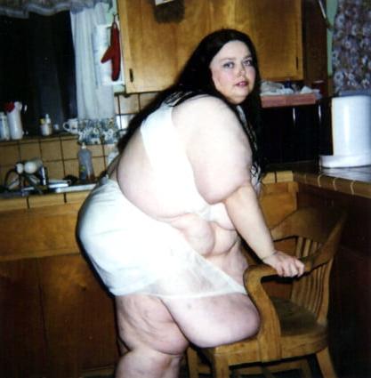 25P Belly To Knees 6