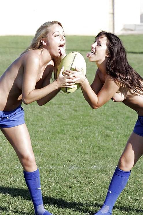 14P Wow girlz in game