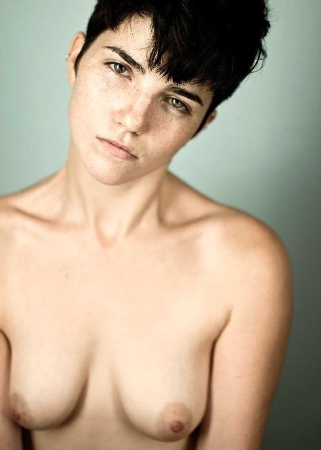 25P Stuff That Turn Me On: Tomboys (Short Hair, Androgynous)