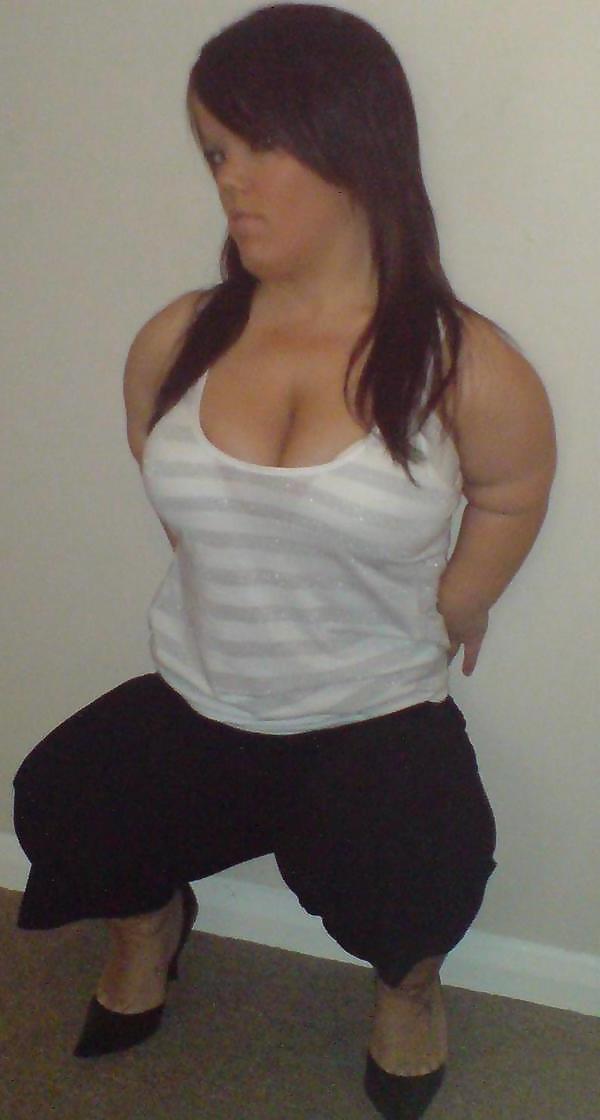 25P Hot Midgets 