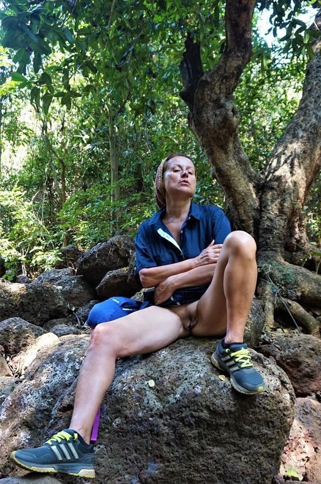 17P moms friend n i went hiking