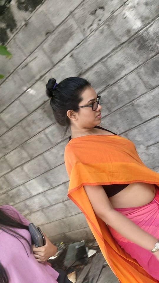 25P sri lankan office girl hide cam