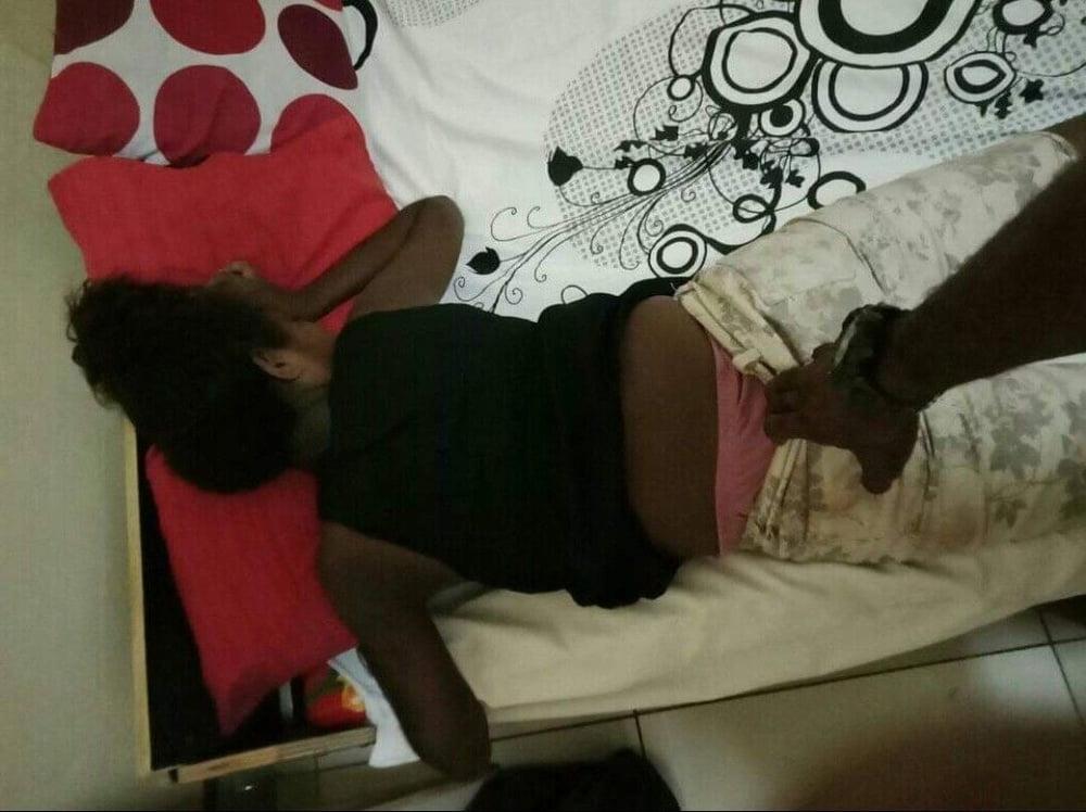 6P Skinny PNG girl fucked in cheap guest house