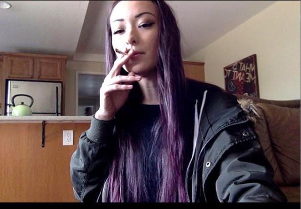 25P Azn punkrock skinny hottie Smoker and Vaper