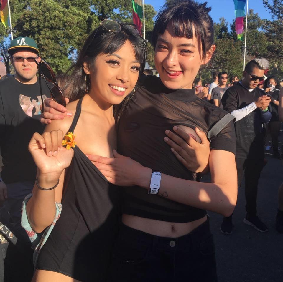 25P Azn punkrock skinny hottie Smoker and Vaper