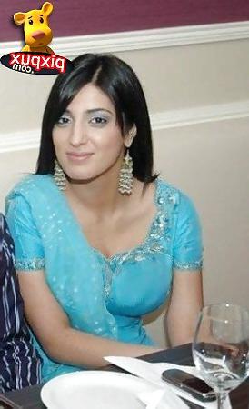 12P Paki slut to cum over 