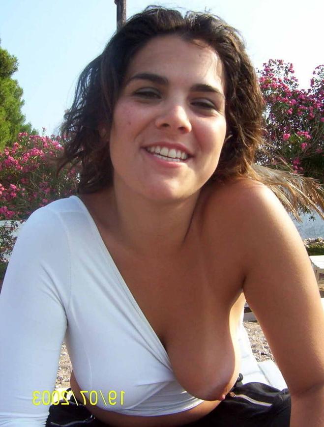 25P Show me your tits 126.