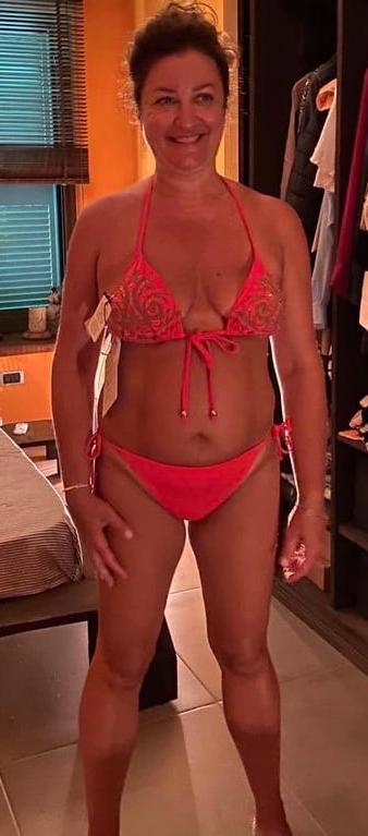 25P Hot Mom's