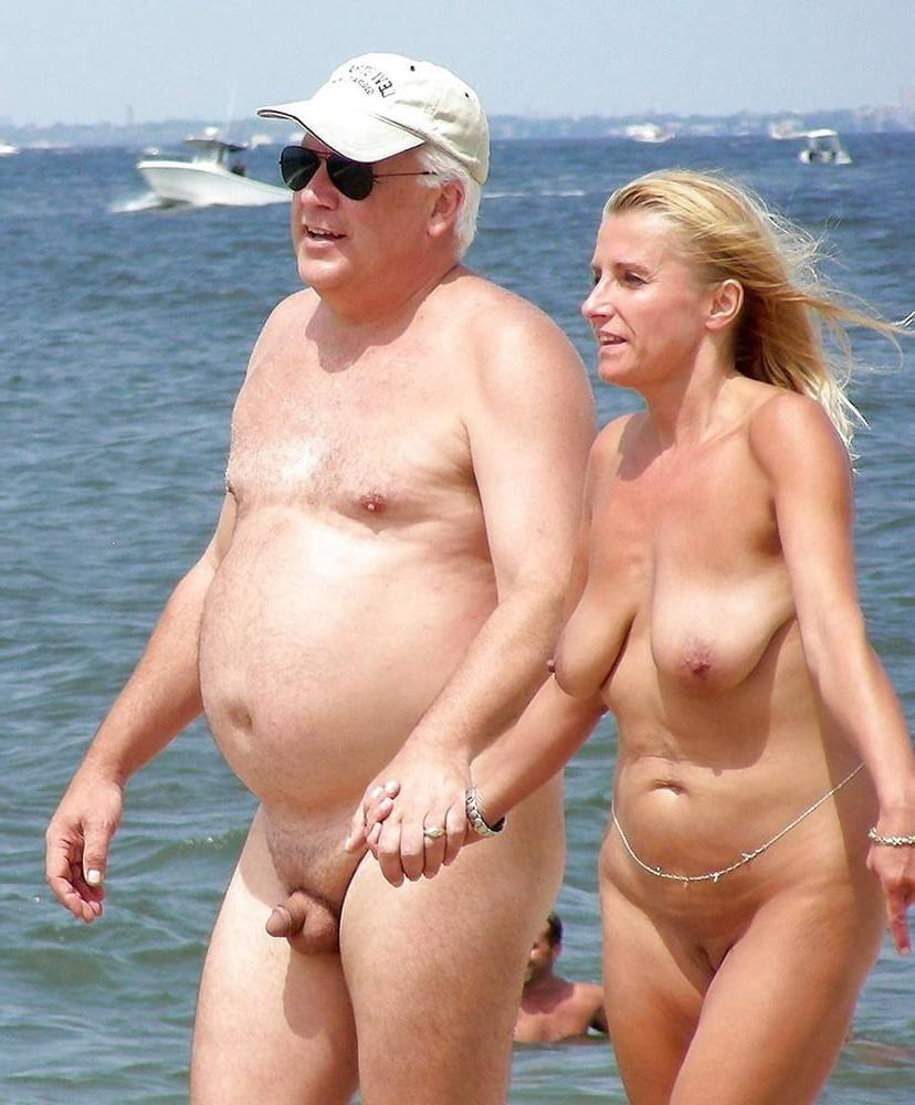 25P Couple Outdoors 32