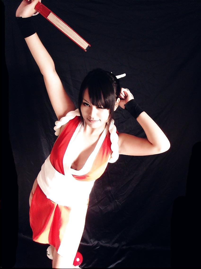 25P Jap Girls Pose