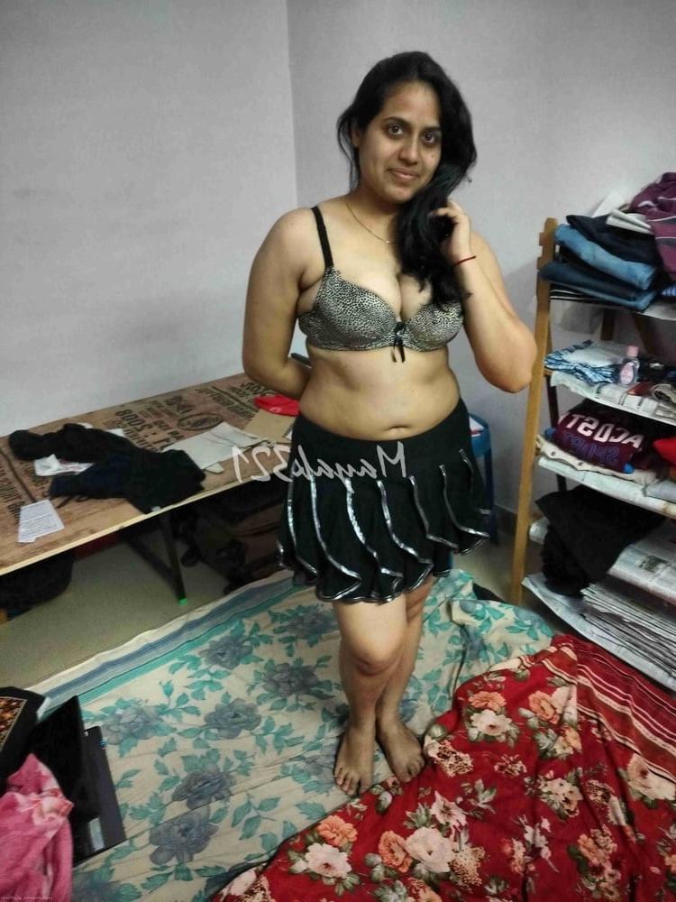 16P INDIAN COUPLE ENJOY !!