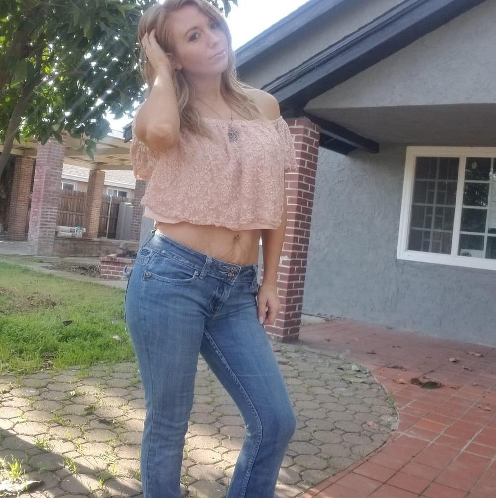 25P New pics from my sexy friend