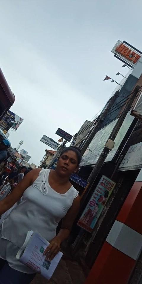 25P aunties hottest hide cam pic