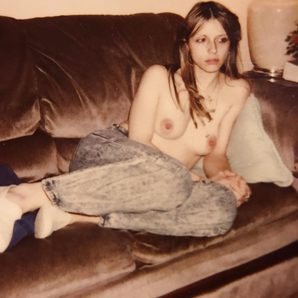 25P PRE DIGI CAM  POSER