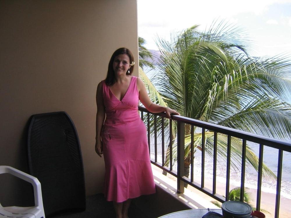 25P Horny &amp; Slutty HouseWife