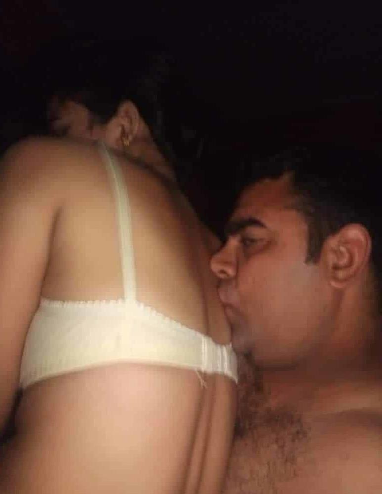 9P Desi married couple