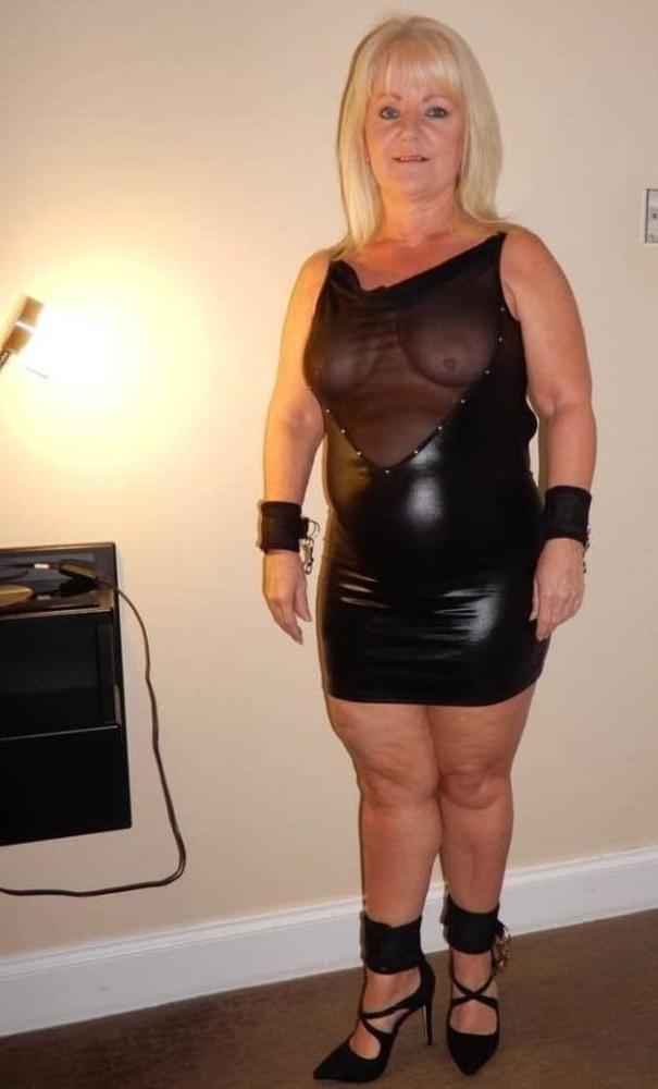 25P Fits Her Tight Body Perfect