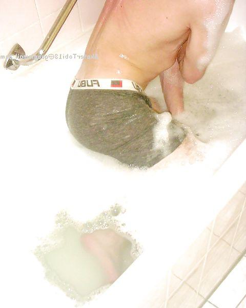 25P Ich mit geiler short im wasser wixen 