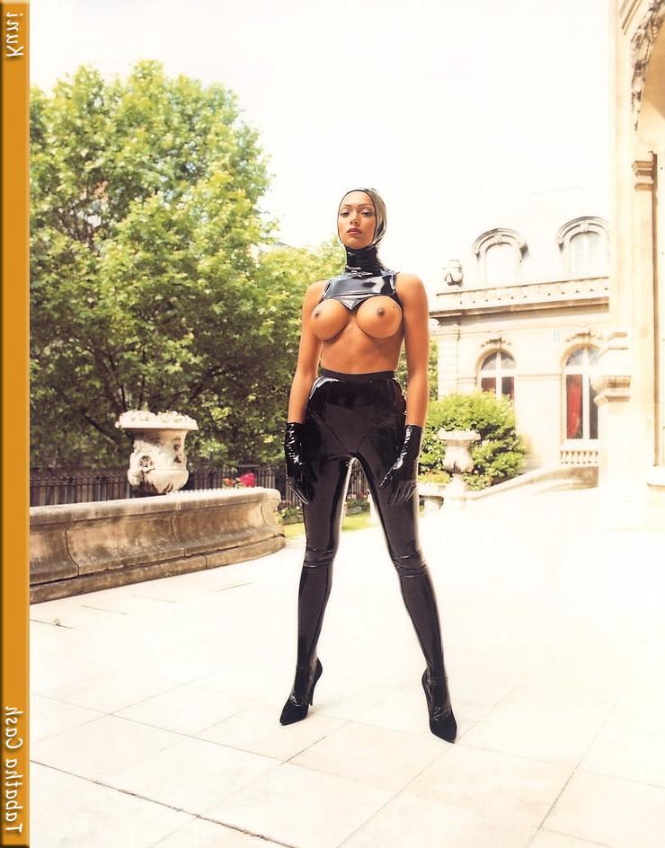 16P TABITHA CASH - LEGENDS OF PORN